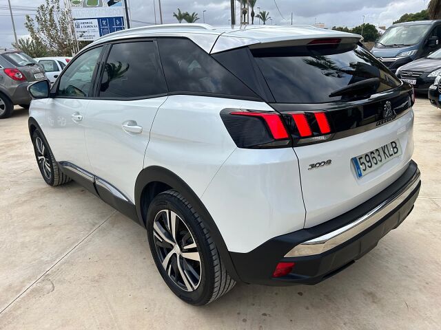 PEUGEOT 3008 ALLURE 1.5 BLUE HDI AUTO SPANISH LHD IN SPAIN ONLY 56000 MILES 2018